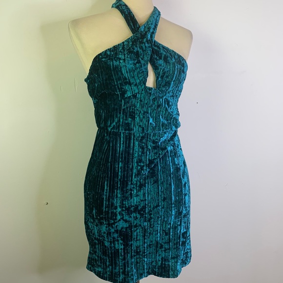 NBD Abriel Dress - Picture 5 of 8